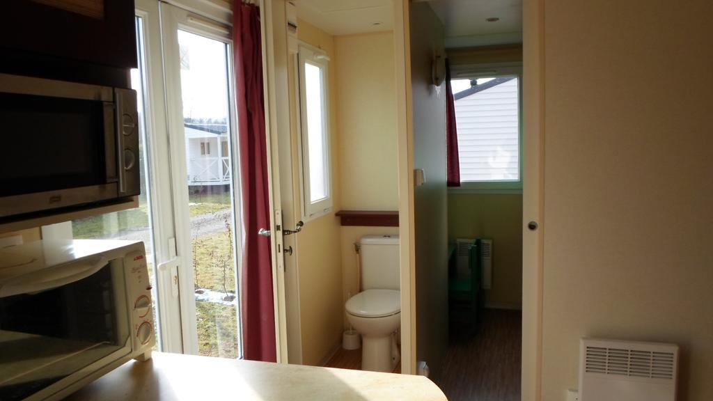 Camping Les Pinasses La Chapelle  Екстер'єр фото