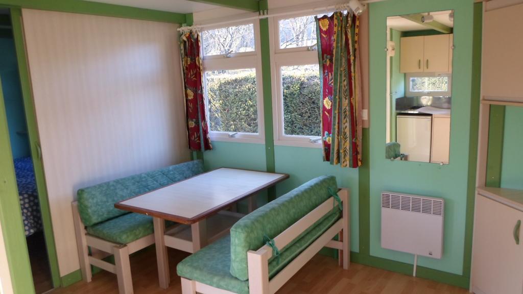 Camping Les Pinasses La Chapelle  Екстер'єр фото